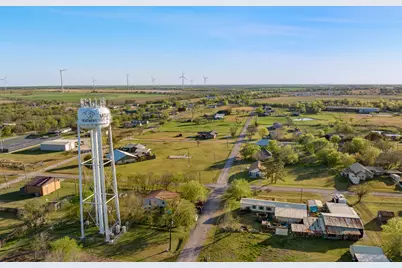 303 Seeley Avenue, Mount Calm, TX 76673 - Photo 28