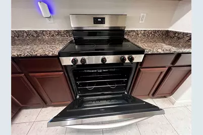 208 Cottonwood Drive, Princeton, TX 75407 - Photo 10