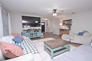 328 Saddlebrook Dr, Krum, TX 76249 - Photo 20