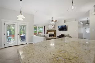 843 Yellow Tavern Ct, Grand Prairie, TX 75052 - Photo 20