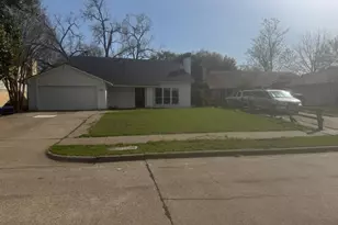 3834 Shadycreek Dr, Garland, TX 75042 - Photo 2