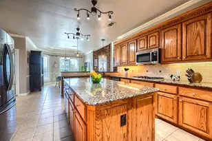 18066 Langford Lane, Talty, TX 75126 - Photo 16