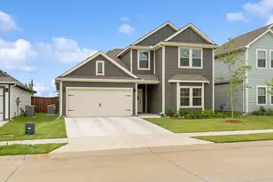 13132 Don Fisher Ln, Providence Village, TX 76227 - Photo 2