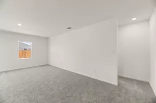 10308 Holy Cross Ln, Fort Worth, TX 76036 - Photo 10