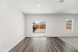 10308 Holy Cross Ln, Fort Worth, TX 76036 - Photo 12