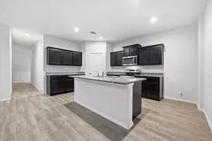 9308 Desertrock Rd, Fort Worth, TX 76131 - Photo 8