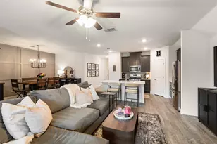 11028 Los Alamos Dr, Aubrey, TX 76227 - Photo 12