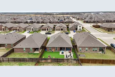 11028 Los Alamos Drive, Aubrey, TX 76227 - Photo 2