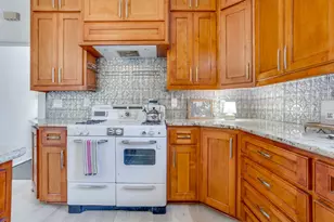 1014 W Arlington Ave, Fort Worth, TX 76110 - Photo 16