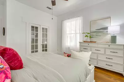 1014 W Arlington Avenue, Fort Worth, TX 76110 - Photo 22