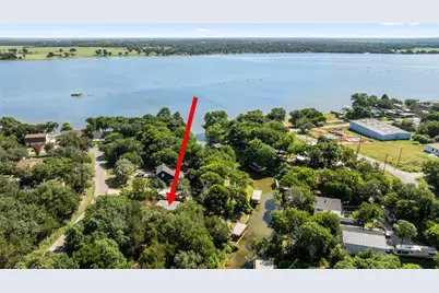 2547 Forest Park Drive, Granbury, TX 76048 - Photo 2