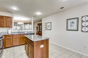 8805 Irish Bend Dr, Fort Worth, TX 76123 - Photo 6