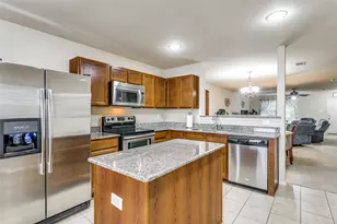 8805 Irish Bend Dr, Fort Worth, TX 76123 - Photo 4