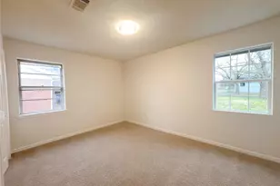 802 N Hughes St, Howe, TX 75459 - Photo 10
