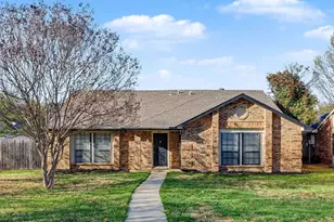 3024 Yorkshire Ct, Flower Mound, TX 75028 - Photo 1