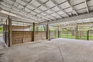 1302 Forreston Rd, Waxahachie, TX 75165 - Photo 22