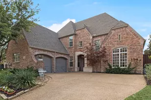 1909 Rising Star Dr, Allen, TX 75013 - Photo 2