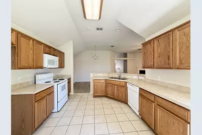 8513 Cactus Flower Drive, Fort Worth, TX 76131 - Photo 6