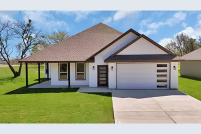 619 Lanai Circle, Runaway Bay, TX 76426 - Photo 1