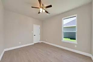 619 Lanai Cir, Runaway Bay, TX 76426 - Photo 24