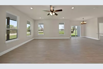 619 Lanai Circle, Runaway Bay, TX 76426 - Photo 10