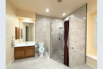 15031 Woodbluff Drive, Frisco, TX 75035 - Photo 16