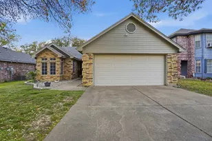6305 Longmont Trail, Fort Worth, TX 76179 - Photo 4