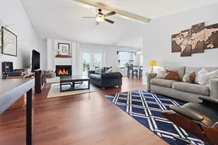 321 Juniper Dr, Arlington, TX 76018 - Photo 1