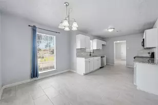 1717 Austrian Rd, Grand Prairie, TX 75050 - Photo 16