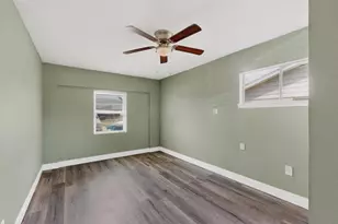 9805 Grady Ln, Dallas, TX 75217 - Photo 12