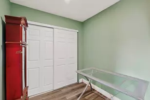 9805 Grady Ln, Dallas, TX 75217 - Photo 22