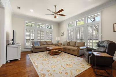 405 Leigh Court, Highland Village, TX 75077 - Photo 12