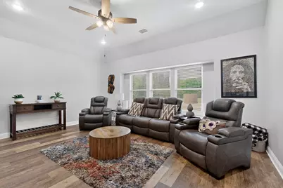 324 Ledstone Court, Rockwall, TX 75032 - Photo 8