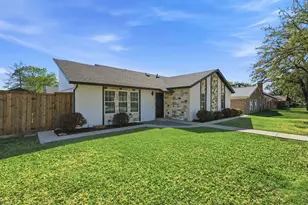 746 Red Wing Dr, Lewisville, TX 75067 - Photo 2