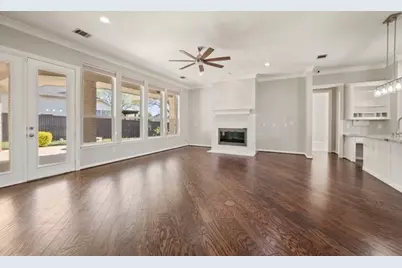 24 W Hillside Place, Trophy Club, TX 76262 - Photo 6