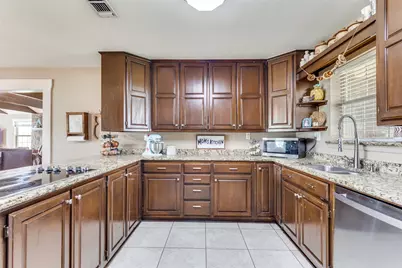 415 Star Shell Road, Decatur, TX 76234 - Photo 14