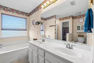 8001 Berkshire Dr, Fort Worth, TX 76137 - Photo 24