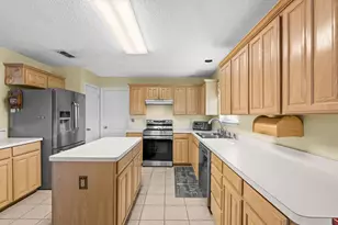 8001 Berkshire Dr, Fort Worth, TX 76137 - Photo 16