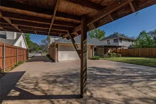 3227 Summerfield Dr, Grapevine, TX 76051 - Photo 2