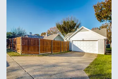 8321 Edgewater Drive, Frisco, TX 75034 - Photo 8