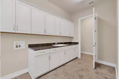 8708 Crestview Drive, Denton, TX 76207 - Photo 32