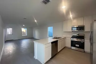 12165 Steeplechase Dr, Providence Village, TX 76227 - Photo 6