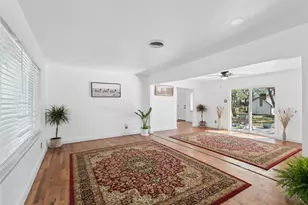 911 Vine St, Euless, TX 76040 - Photo 8