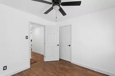 911 Vine Street, Euless, TX 76040 - Photo 22