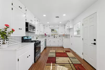 911 Vine Street, Euless, TX 76040 - Photo 12