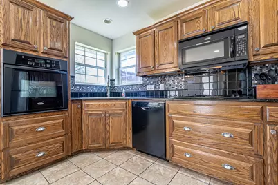 1909 Lazy Court, Granbury, TX 76048 - Photo 12