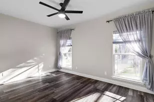 1725 S Hubbard St, Alvord, TX 76225 - Photo 22