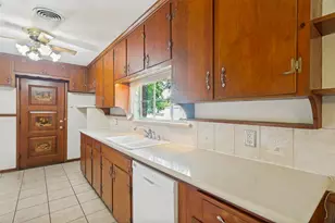 3600 Ruth Rd, Richland Hills, TX 76118 - Photo 8