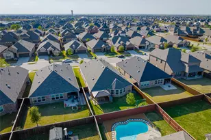 3820 Bennett Trail, Celina, TX 75009 - Photo 32