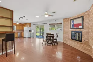 4105 Springbranch Dr, Benbrook, TX 76116 - Photo 8